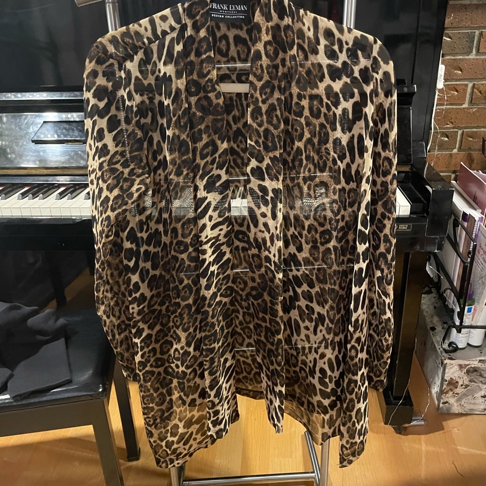 Frank Lyman Design Leopard Print Blazer